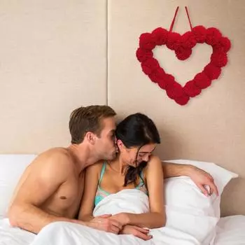 Венок ко Дню святого Валентина, плюшевое помпоновое сердечко, украшение для входной двери, романтическое пушистое любовное сердечко, украшение для свадебного домашнего декора A