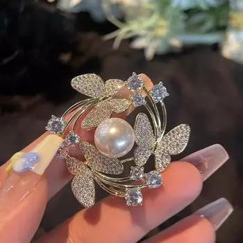 Венок Летающая бабочка Броши Для Женщин Булавки Пальто Корсаж Модная Брошь Подарок На Свадьбу золотой