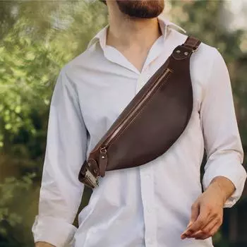 Верхний слой из воловьей кожи Trend кожаная нагрудная сумка регулируемая ретро Crazy Horse кожаная мужская поясная сумка темно-коричневого