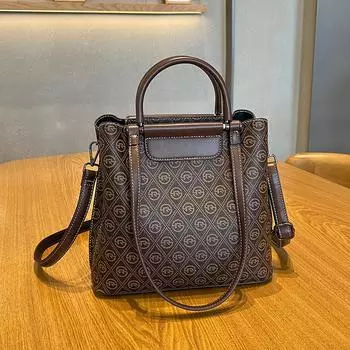 Versatile and Trendy Handbags, Fashionable Bucket Bags, Large-capacity and Stylish Single-shoulder Crossbody Bags, and Trendy Women s Bags