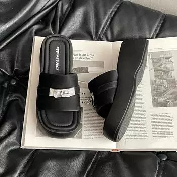 Versatile height-increasing cool slippers women s summer new outer wear rhinestone buckle simple casual non-slip one-word drag 35