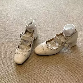 Versatile rivet commuter shallow mouth single shoes women s leather thick heel retro word belt Mary Jane shoes 35