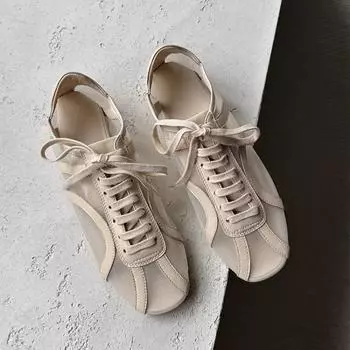 Versatile version! Breathable soft-soled mesh sneakers women s fashion niche flat shoes lace-up casual 35