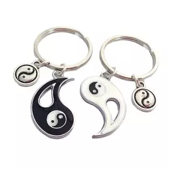 Versatile Yin Yang Keychain Puzzle Set Stylish Yin Yang Keychain Charm Couples Eye catching Keyrings Jewelry Accessory