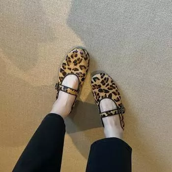 Версия из овчины ~ 2025 новая нишевая обувь из конского волоса с леопардовым принтом и неглубоким горлом, женские туфли на плоской подошве, туфли Мэри Джейн 35