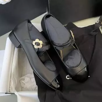 Версия из овчины~ Кожаные туфли с цветочной пряжкой, балетки, женские туфли Мэри Джейн с мелким вырезом, женская обувь, маленькие кожаные туфли 35