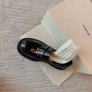 Версия из овчины~ модная кожаная британская круглая головка маленькая толстая подошва Gola lucky shoes маленькие кожаные туфли женские кожаные туфли-маффины одинарные 34 чёрный