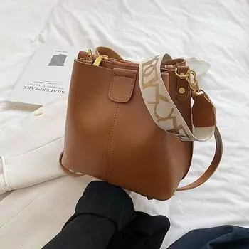 Версия женская сумка модная иностранная сумка через плечо простая и универсальная текстура сумка-ведро через плечо чай зеленый