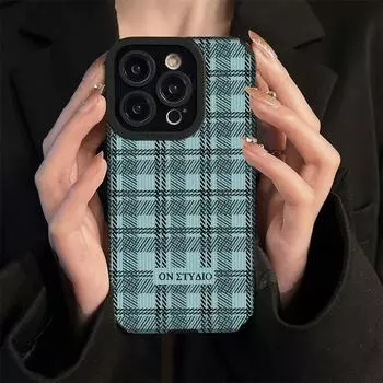 Вертикальный кожаный модный элегантный чехол из мягкого силикона для телефона, задняя крышка с объективом камеры, полная защита для iPhone iPhone 15 Pro Max