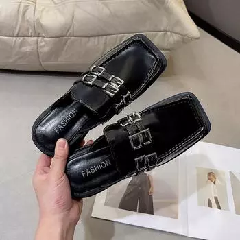 Весенне-летние новые тапочки на низком каблуке с металлической пряжкой и квадратной головкой Женские сандалии Bao Head с глубоким вырезом и полудрагом 35 матовый черный