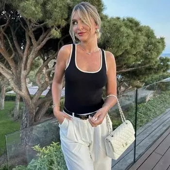 Весенне-летние женские цветовые конфликты могут быть сочетаемыми: топы с баской S чёрный