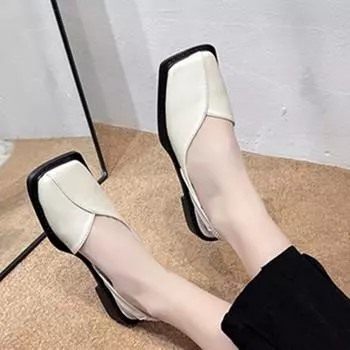 Весенне-летняя обувь больших размеров. Легкие босоножки на мягкой подошве, на низком каблуке, с квадратным носком и пустыми ботинками. 35 чёрный