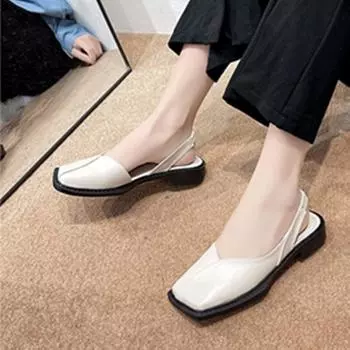 Весенне-летняя обувь больших размеров. Легкие босоножки на мягкой подошве, на низком каблуке, с квадратным носком и пустыми ботинками. 35 чёрный