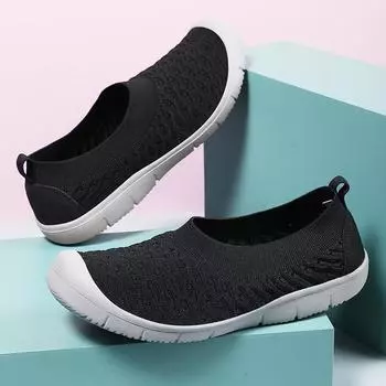 Весенне-летняя обувь для мам, женская обувь, спортивная обувь, повседневная обувь для людей среднего возраста, плетеная обувь для пожилых людей, обувь для пожилых людей на плоской подошве, прогулочная обувь 35 чёрный