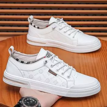 Весенне-летняя повседневная обувь для доски. Мужская модная обувь. Маленькие белые туфли. Модное все. Красивые туфли для вождения. Спортивная обувь на мягкой подошве. 39 белый