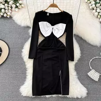 Весенне-осеннее элегантное темпераментное платье трапециевидной формы с разрезом средней длины и квадратным вырезом контрастного цвета с бантом на талии