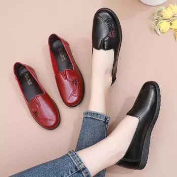 Весенне-осенние туфли на плоской подошве для женщин среднего и пожилого возраста. Удобные мокасины на мягкой подошве для мам. Нескользящие туфли на плоской подошве для бабушек. 35 чёрный