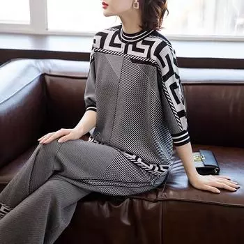 Весенне-осенний комплект женской трикотажной одежды из двух предметов: свободный топ и широкие брюки, повседневный спортивный костюм S белый