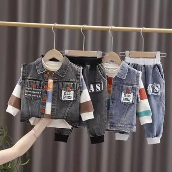 Весенне-осенняя одежда для мальчиков, детский джинсовый костюм, джинсовый костюм из трех предметов для мальчиков и девочек, повседневный комплект в западном стиле 120 чёрный