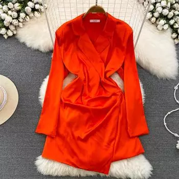 Весеннее платье трапециевидной формы неправильной формы с утягивающим талией из французского атласа знаменитого темперамента