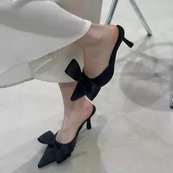 Весенние брендовые дизайнерские сексуальные женские туфли-тапочки с бабочкой и острым носком, элегантные туфли-мюли на тонком каблуке, сандалии 35