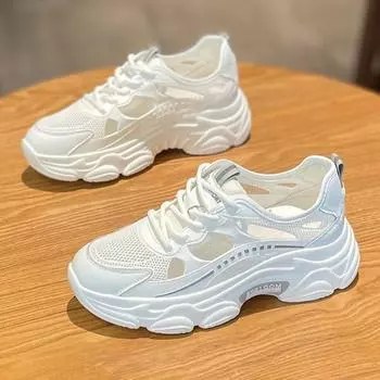 Весенние и летние сетчатые кроссовки женские дышащие летние сетчатые кроссовки новые модные повседневные кроссовки на плоской платформе 35