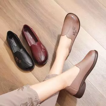 Весенние и осенние мокасины для женщин среднего и пожилого возраста, повседневные удобные туфли из натуральной кожи с мягкой подошвой без застежек 35