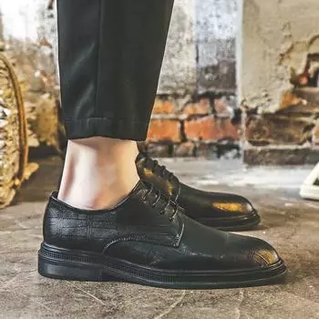 Весенние модные туфли в британском стиле, кожаные туфли для мужчин, корейская версия, увеличивающие рост туфли, молодежные деловые повседневные мужские туфли 2323-J 38 чёрный