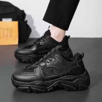 Весенние новые кроссовки для бега с нескользящей мягкой подошвой, дышащие, белые сетчатые туфли с дезодорантом, повседневные спортивные мужские туфли на платформе, папины туфли 39 чёрный