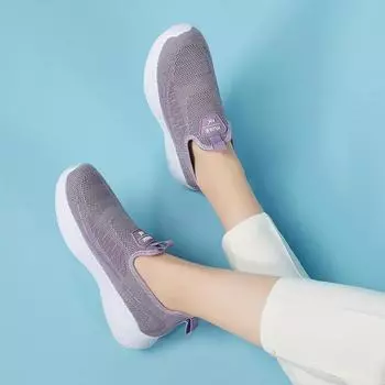 Весенние новые кроссовки для ходьбы с одной педалью, мягкая подошва, дышащая, универсальная, повседневная женская обувь, летающая, плетеная, для мам, ленивая обувь 36
