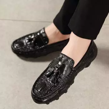 Весенние новые повседневные туфли с кисточками, мужская обувь, лоферы, деловая обувь из натуральной кожи, удобные мокасины для взрослых, обувь для вождения 38 чёрный