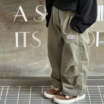 Весенние прямые брюки с вышитыми буквами для мальчиков, легкие и тонкие детские мягкие свободные повседневные брюки-карго 140cm зелёный