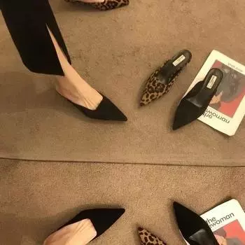 Весенние сабо с острым носком, модные женские шлепанцы с леопардовым принтом, повседневная женская обувь, женская обувь на низком каблуке, элегантные женские уличные шлепанцы 35