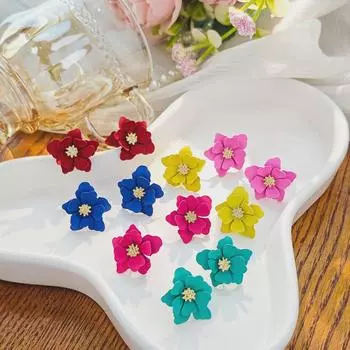 Весенние свежие цветочные серьги: Многослойный дизайн лепестков в корейском стиле для женщин