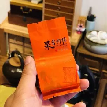 Весенний чай Северная Фуцзянь Улун с фруктовым вкусом корицы, ароматная коробка из ПВХ, небольшой пузырьковый пакетик, 250 г чай Уи, чай Дахунпао 250g
