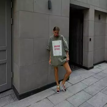 Весенняя футболка с круглым вырезом и круглым вырезом, свободная ниша с квадратным принтом и принтом L чёрный