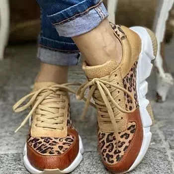 Весенняя и летняя обувь. Низкие повседневные туфли на толстой подошве с круглым носком и леопардовым принтом. Спортивная обувь больших размеров. 35 коричневый