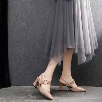 Весенняя и летняя обувь. Сандалии больших размеров с квадратным носком, подковообразным каблуком и высоким каблуком. 35 чёрный