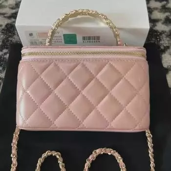 Весенняя коллекция 2024 г.: Маленькая нежная сумка с цветами камелии черного и белого цвета с золотым оттенком 17 cm чёрный