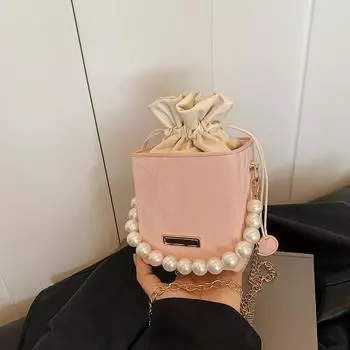 Весенняя женская сумка 2025 года, модная, иностранный стиль, универсальная, жемчужная, переносная, цепная, сумка-мессенджер чёрный