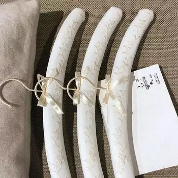 Вешалка для одежды в пасторальном стиле, высококачественная цветочная вышивка, однотонная губка, простая, современная, ретро, китайская, для взрослых, для домашнего хранения 3pcs