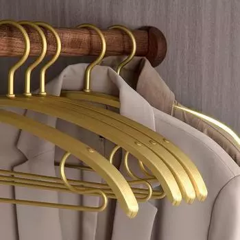 Вешалка из алюминиевого сплава, не оставляющая следов, с защитой от деформации плеч, бытовая вешалка из нержавеющей стали, специальная вешалка для одежды в стиле легкой роскоши, поддержка для развешивания одежды золотой