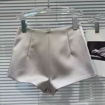 Весна 2024 г. Атласные шорты А-силуэта с высокой талией в корейско-французском стиле
