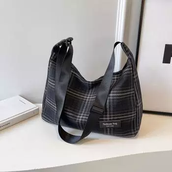 Весна 2024 года, новый тренд, легкая повседневная сумка через плечо, простая модная сумка-тоут, простая сумка-мессенджер большой вместимости чёрный