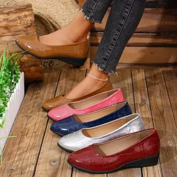Весна 2025 г. Женская повседневная обувь на танкетке в европейском/американском стиле с острым каблуком 40