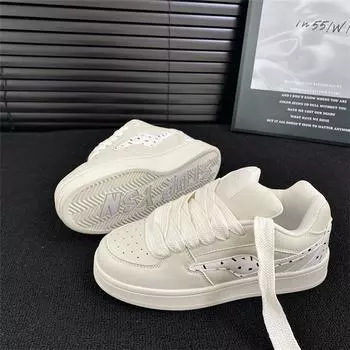 Весна 2025 года, новая корейская версия, нишевая обувь на толстой подошве, подходящая по цвету, для женщин, модная студенческая универсальная спортивная и любительская обувь для сноуборда 35