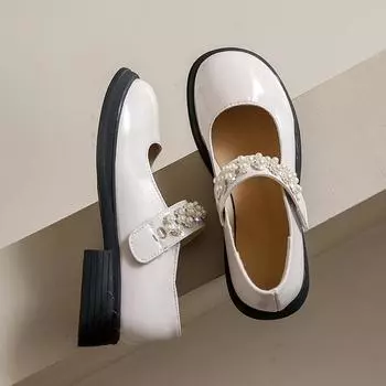Весна 2025 года, новые французские туфли Мэри Джейн с неглубоким носком, женские туфли легко сочетаются, простые туфли на плоской подошве с жемчугом и стразами 35