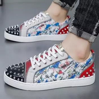 Весна 2025 года. Новые уличные кроссовки для сноуборда. Мужская обувь. Трендовая повседневная обувь с заклепками. Модная мужская обувь. 39 чёрный