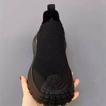 Весна 2025 года, новый мужской тренд, дышащая, удобная повседневная обувь с толстой подошвой и одной педалью, высококачественная легкая мужская обувь, тренд 39 чёрный