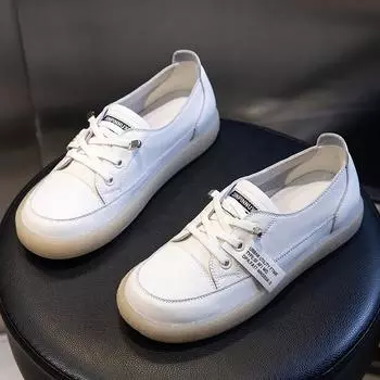 Весна 2025 новые маленькие белые туфли женские повседневные туфли на плоской подошве для бега спортивные одинарные туфли женские с неглубоким горлом универсальные кожаные женские туфли прилив 35